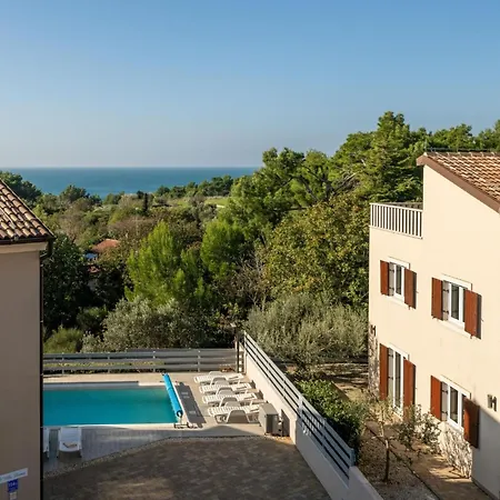 Holiday home Chiara Mit 6 Schlafzimmern In Meeresnaehe By Interhome Premantura