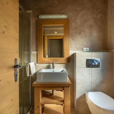 Chiara Mit 6 Schlafzimmern In Meeresnaehe By Interhome * Premantura