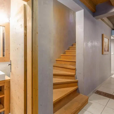 Vikendica Chiara Mit 6 Schlafzimmern In Meeresnaehe By Interhome