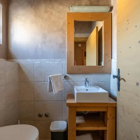 Chiara Mit 6 Schlafzimmern In Meeresnaehe By Interhome * Premantura